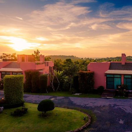 Phukumhom Khao Yai Hotel Vangkata Kültér fotó