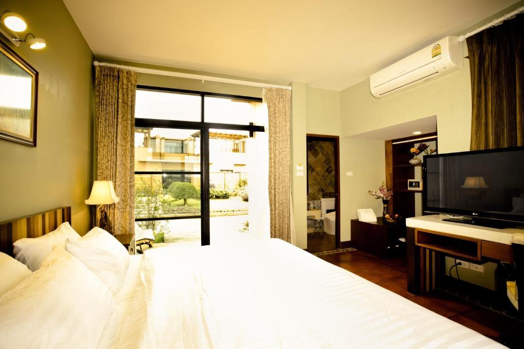 Phukumhom Khao Yai Hotel Vangkata Szoba fotó