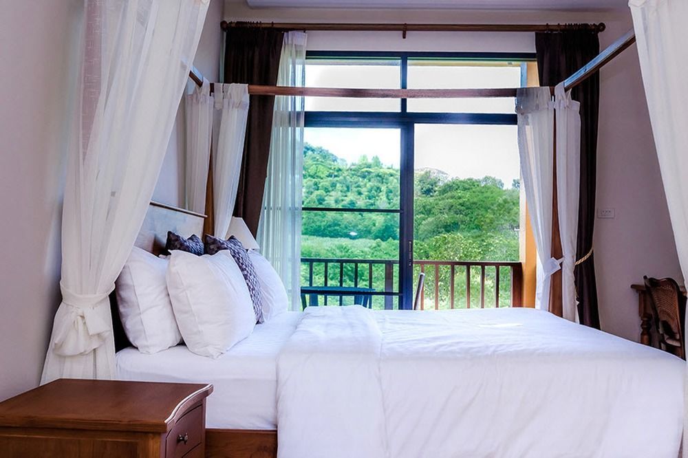 Phukumhom Khao Yai Hotel Vangkata Kültér fotó