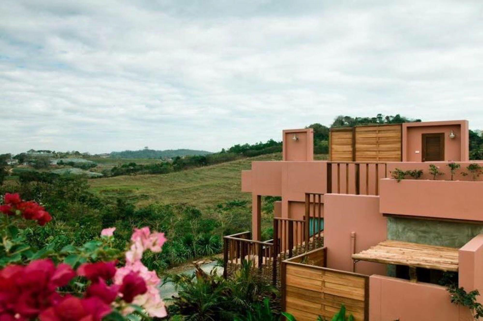 Phukumhom Khao Yai Hotel Vangkata Kültér fotó