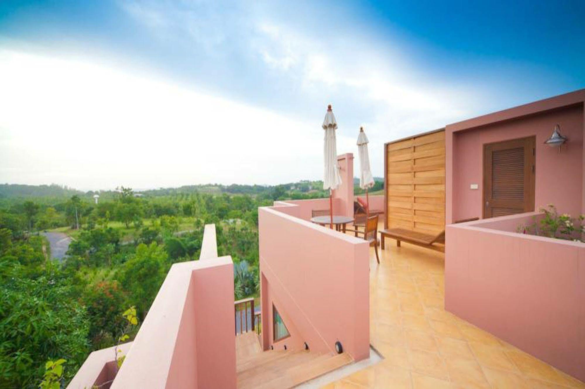 Phukumhom Khao Yai Hotel Vangkata Kültér fotó