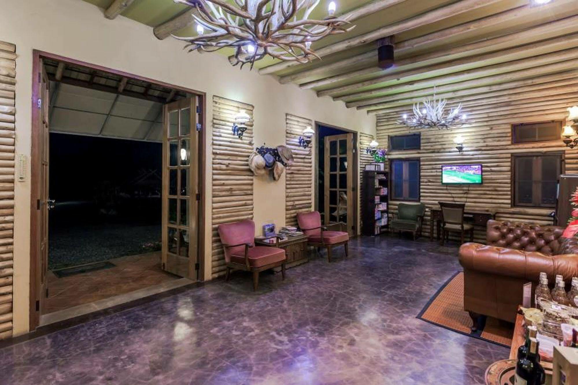 Phukumhom Khao Yai Hotel Vangkata Kültér fotó